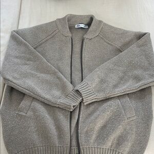 Zara Women’s Beige Zip-Up Sweater